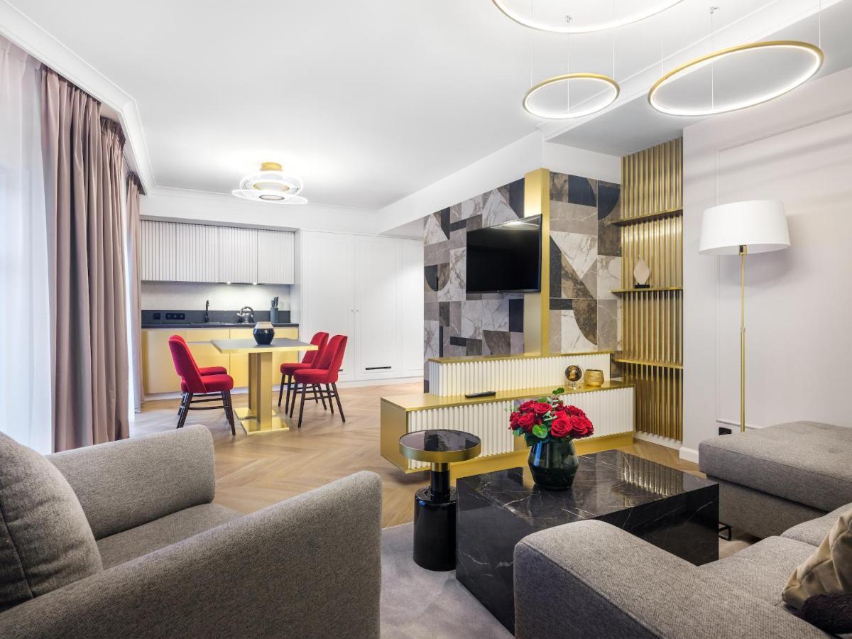 Golden Queen Deluxe Jacuzzi Apartments - Old Town Cracovia Exterior foto