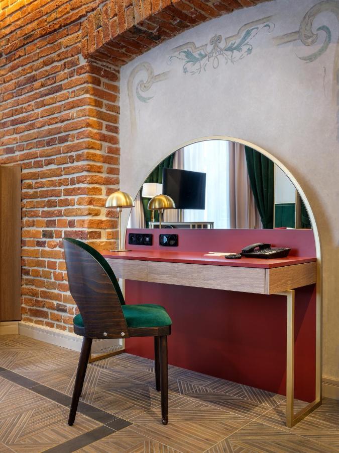 Golden Queen Deluxe Jacuzzi Apartments - Old Town Cracovia Exterior foto