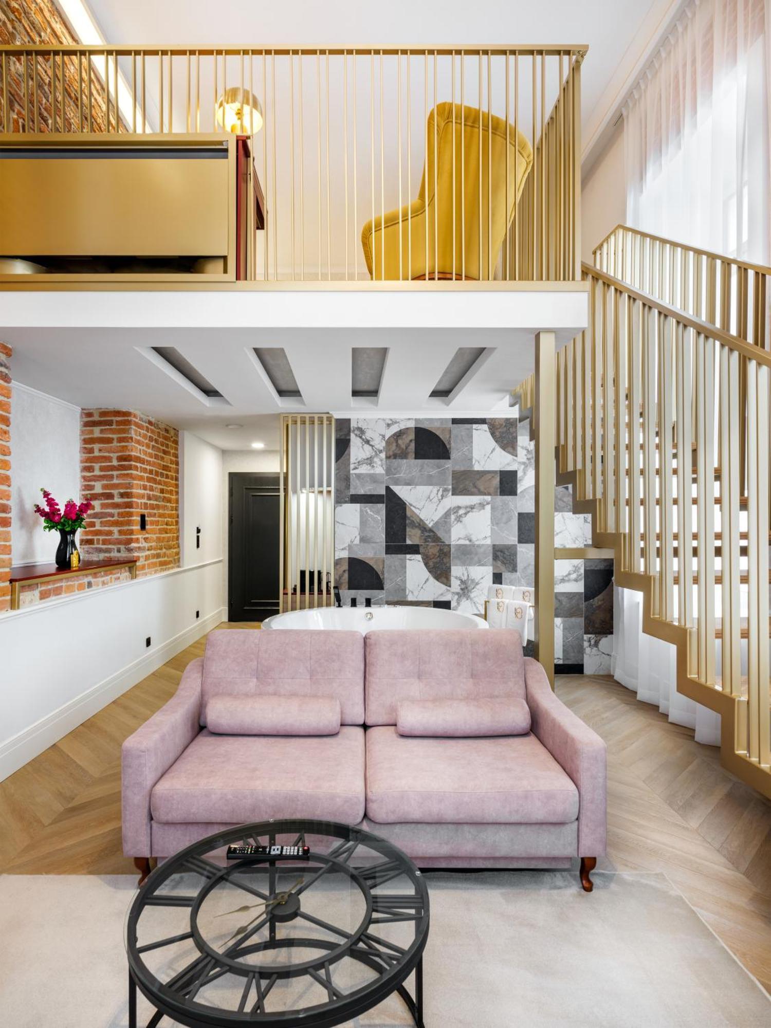 Golden Queen Deluxe Jacuzzi Apartments - Old Town Cracovia Exterior foto