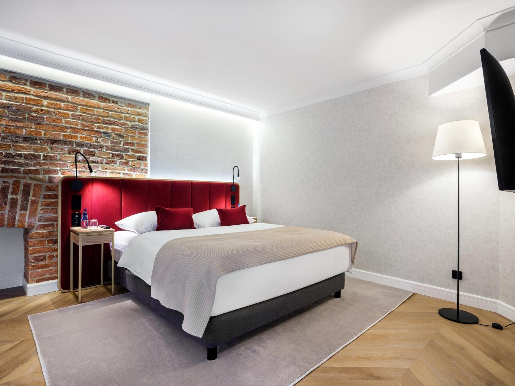 Golden Queen Deluxe Jacuzzi Apartments - Old Town Cracovia Exterior foto